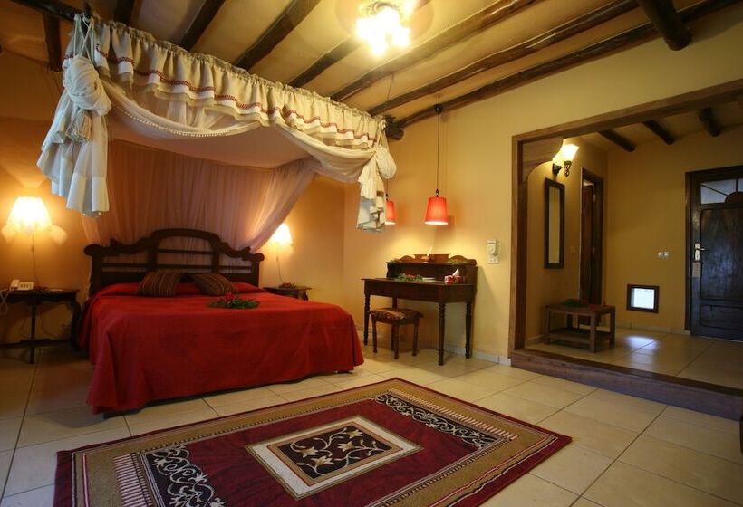 هتل Karafuu Beach Resort & Spa