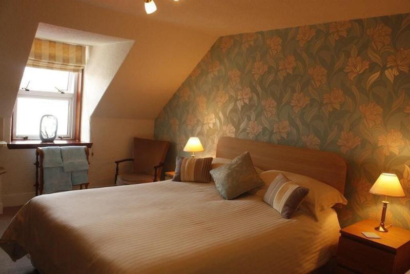 Отель Laigh Tarbeg Farmhouse