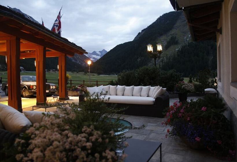 בית מלון כפרי Miramonti