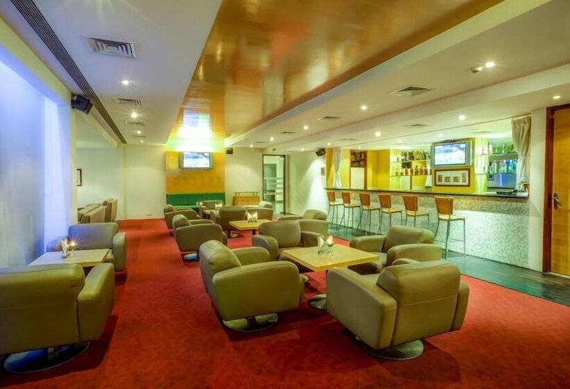 בית מלון כפרי Radha Hometel