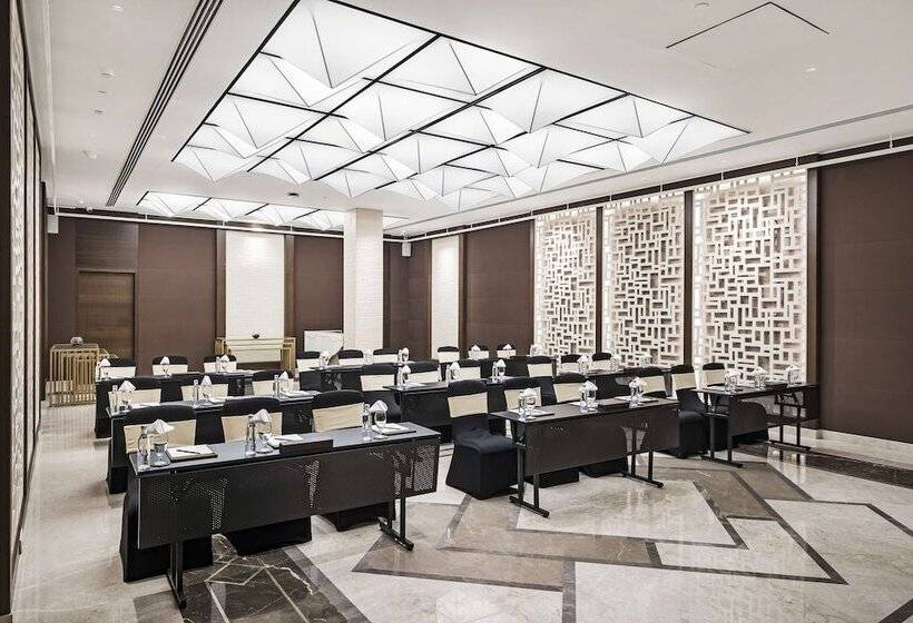 Fotos del hotel Radisson Blu Hotel Chennai:  10