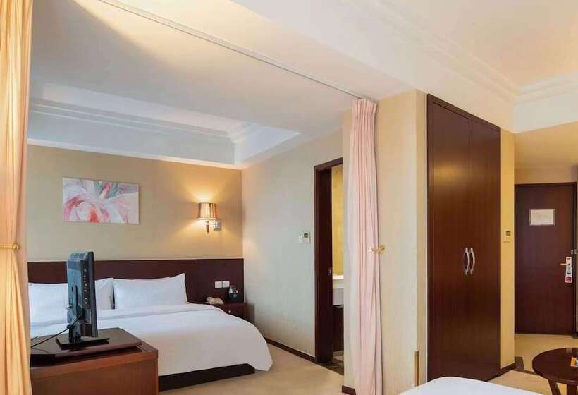 هتل Ramada Wujiaochang Shanghai