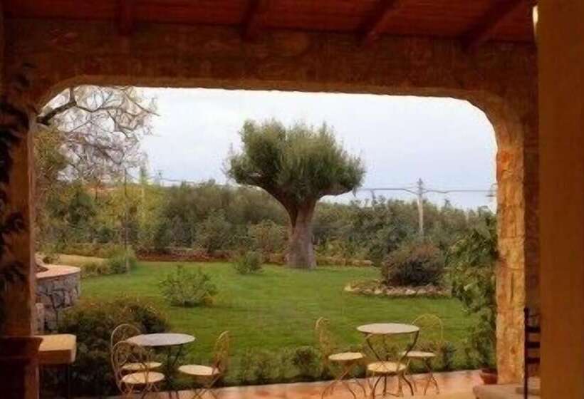 Отель Relais Pian Delle Starze