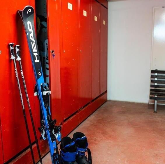 فندق Residence Lastei