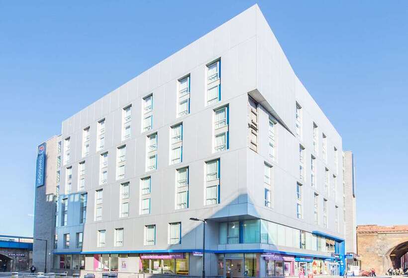 هتل Travelodge London Central Southwark