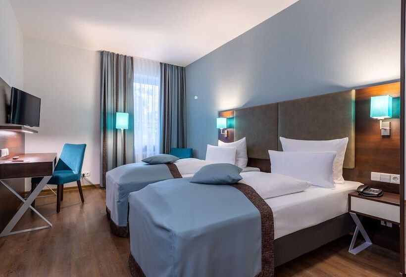 Fotos del hotel Trip Inn  Messe Westend:  8