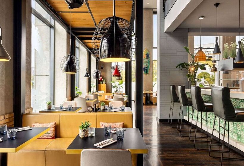 هتل Vienna House By Wyndham Andel S Berlin