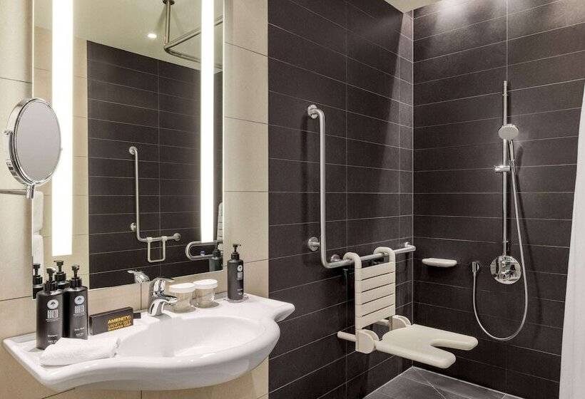 هتل Vienna House By Wyndham Andel S Berlin