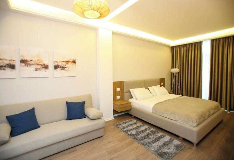 酒店 Vlora International