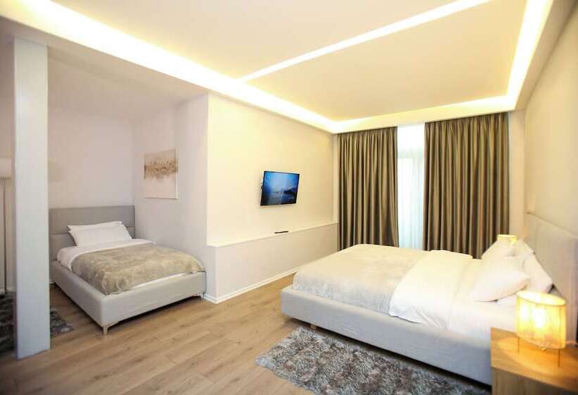 酒店 Vlora International