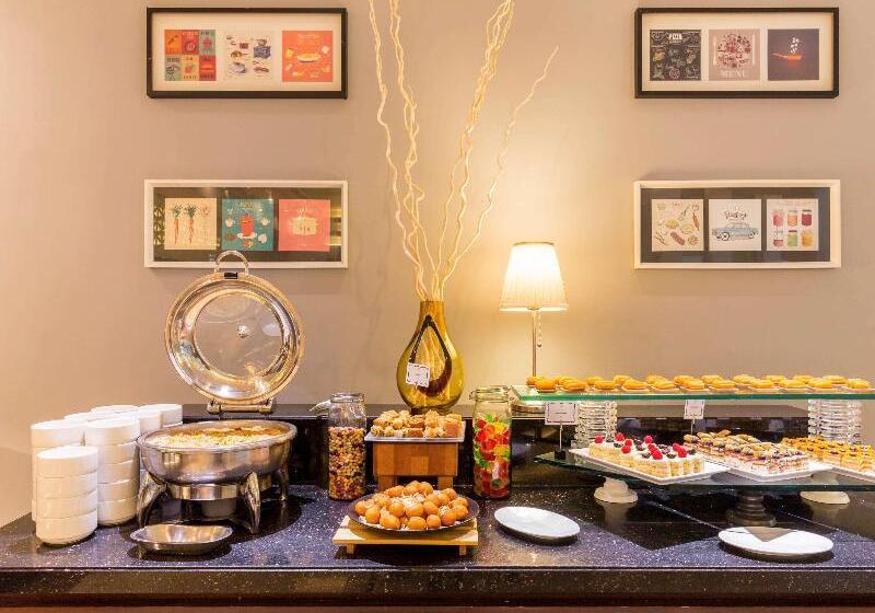 Fotos del hotel Novotel Deira City Centre:  25