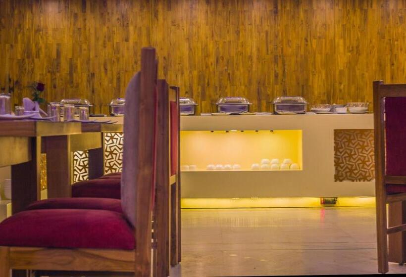 هتل Royal Regency