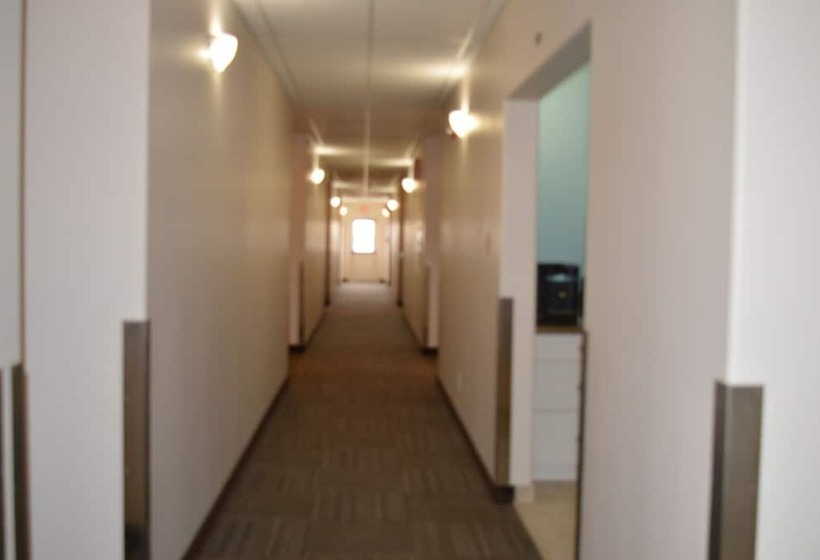 旅馆 Auberge Macdonald Guest Inn