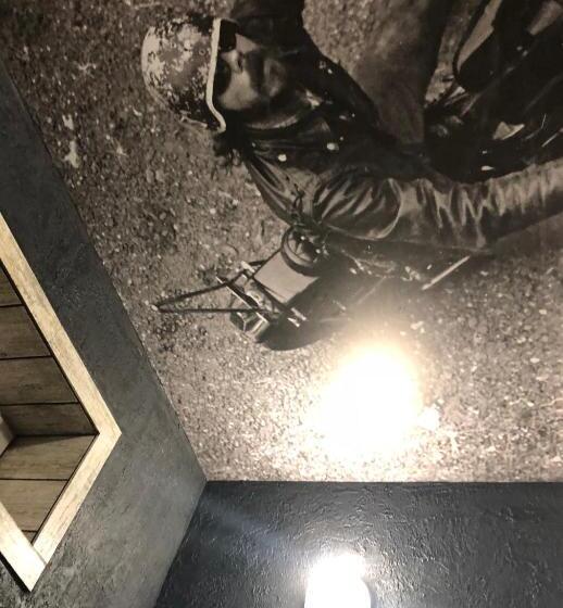 호텔 Biker's Pub