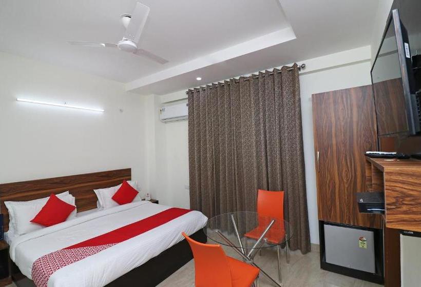 호텔 Capital O 22975 Global Inn