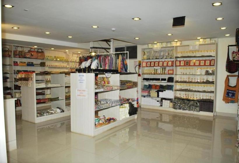 בית מלון כפרי Orchid Square