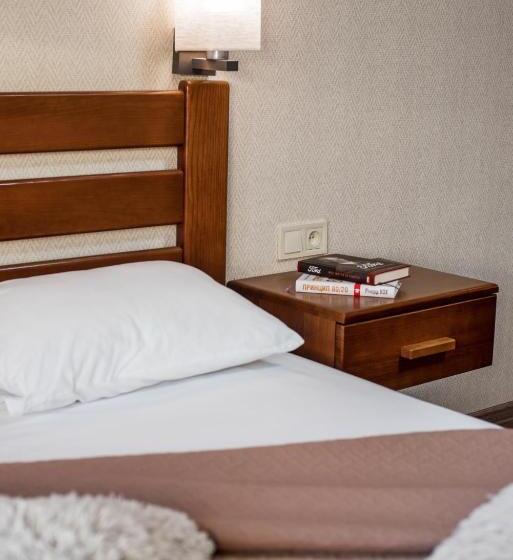 Molex Apartments 3