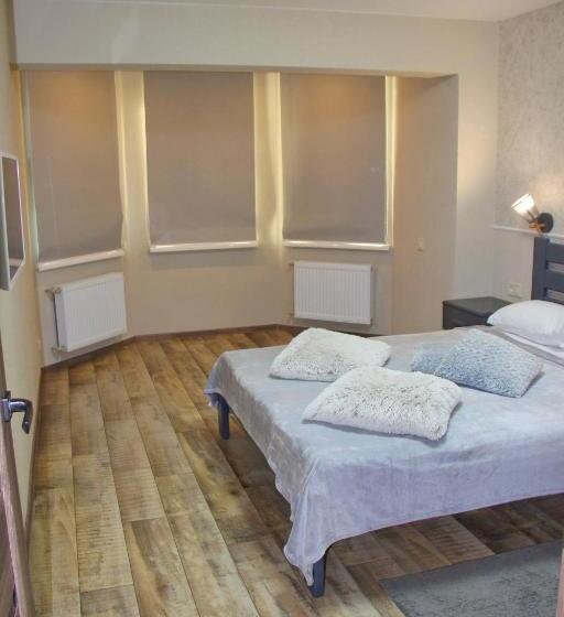 Molex Apartments 3