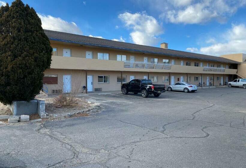 Мотель Travelodge By Wyndham Farmington Hwy 64