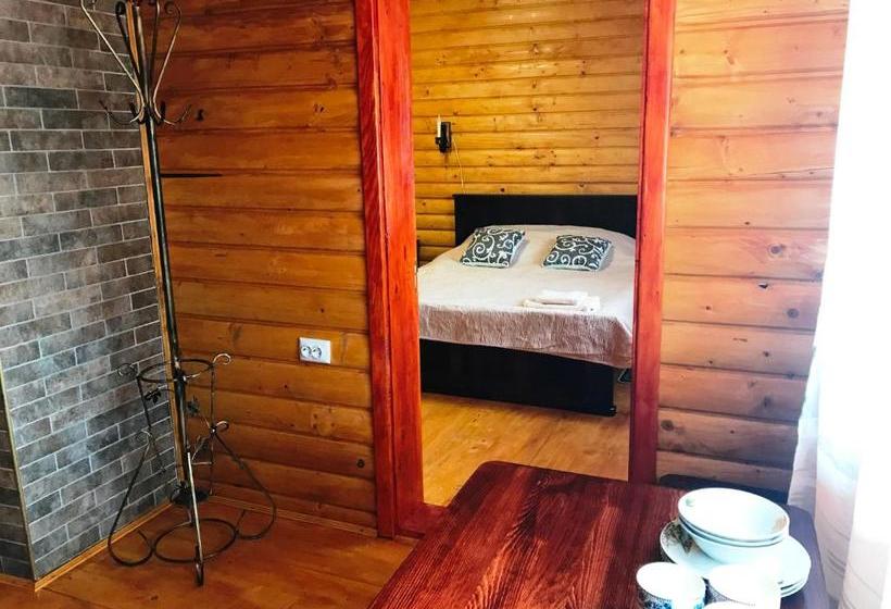 بنسيون Guest House U Stasuka