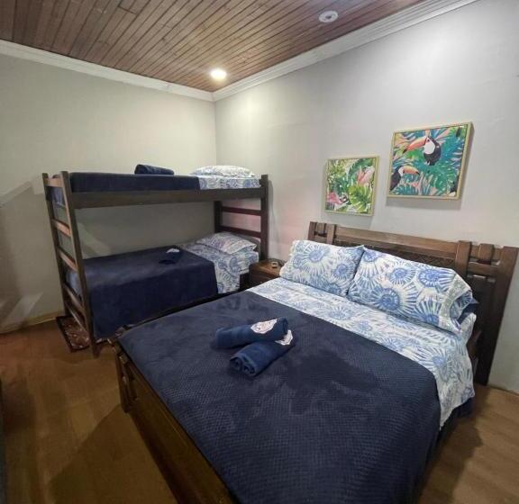 Пансион Sarah S Place San Andres