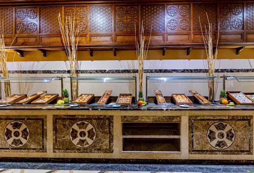 استراحتگاه Grand Palace   Couples Only 18 Years Plus