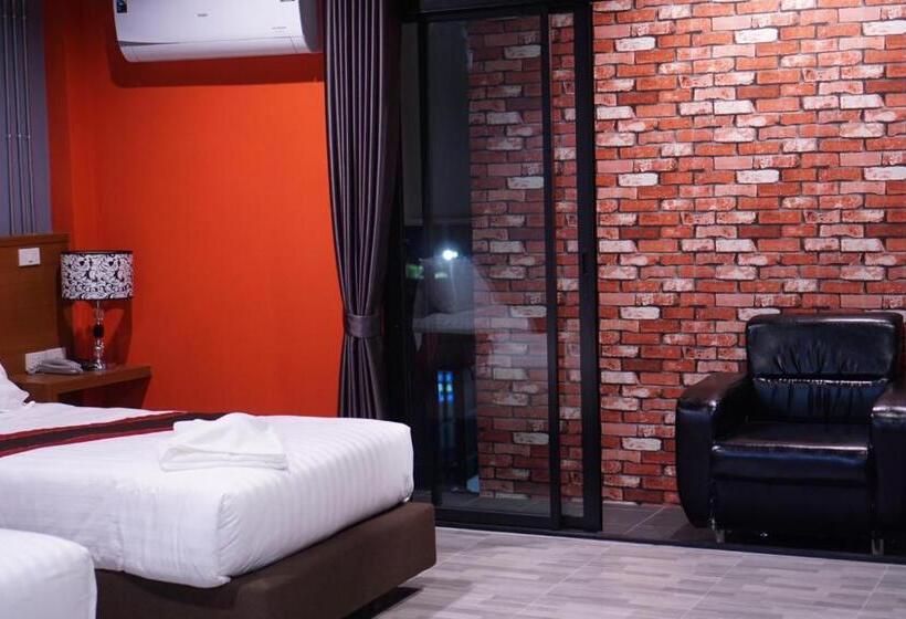 S.s.hotel Nangrong