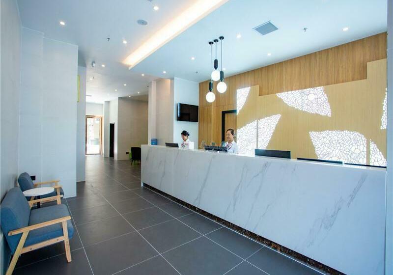 فندق Greentree Inn Qinzhou East Railway Station