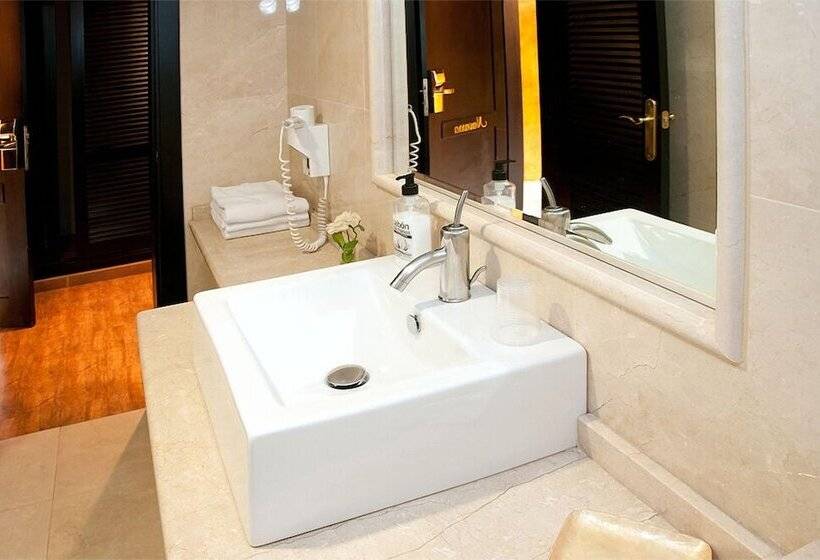 Hostal Tres Soles