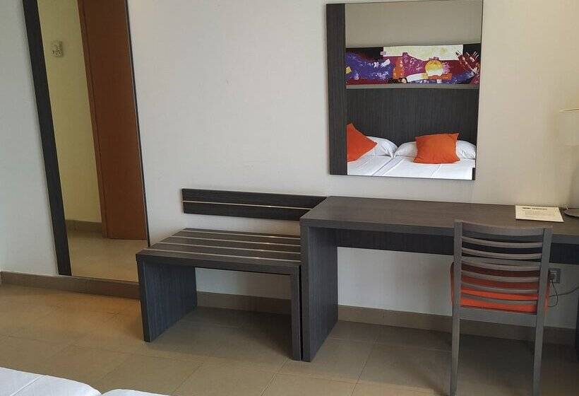 هتل Alcocebre Suites