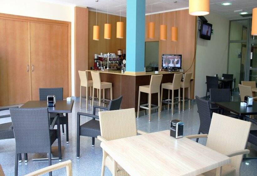 هتل Alcocebre Suites