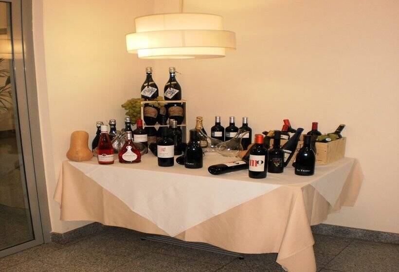 هتل Alcocebre Suites