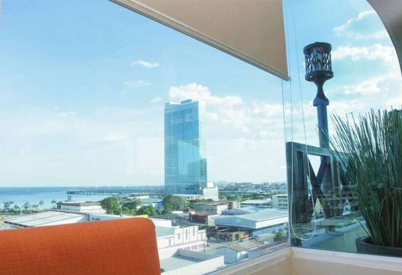 Fotos del hotel Bahia Suites:  35