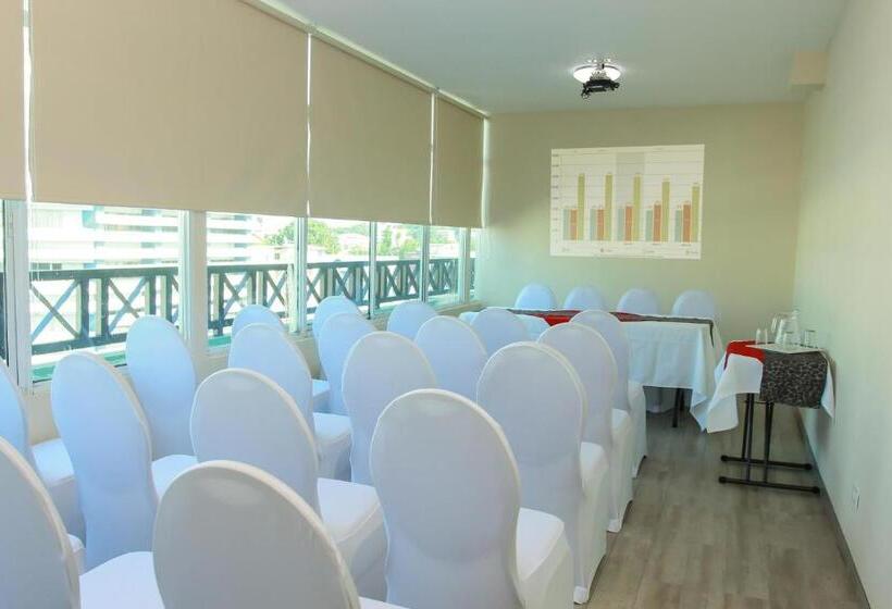 Fotos del hotel Bahia Suites:  48