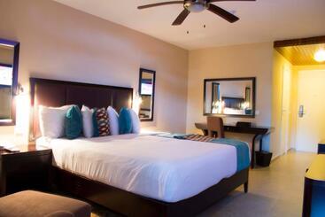 هتل Best Western Plus Accra Beach