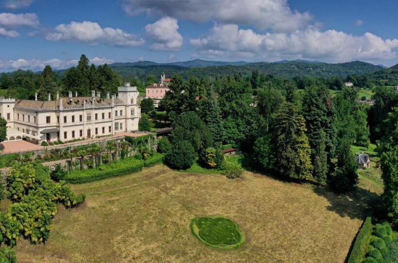 Hotel Castello Dal Pozzo