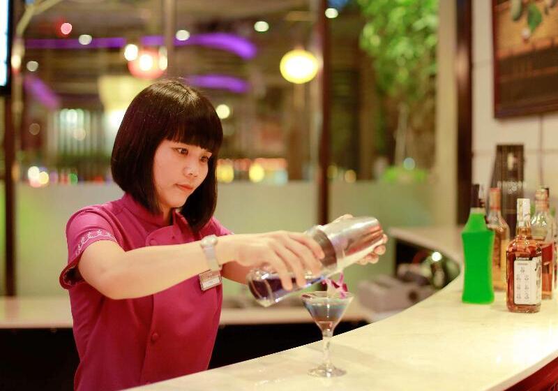 هتل Mercure Hoi An