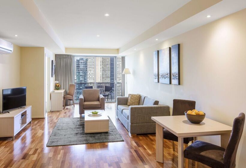 فندق Oaks Melbourne On Lonsdale Suites