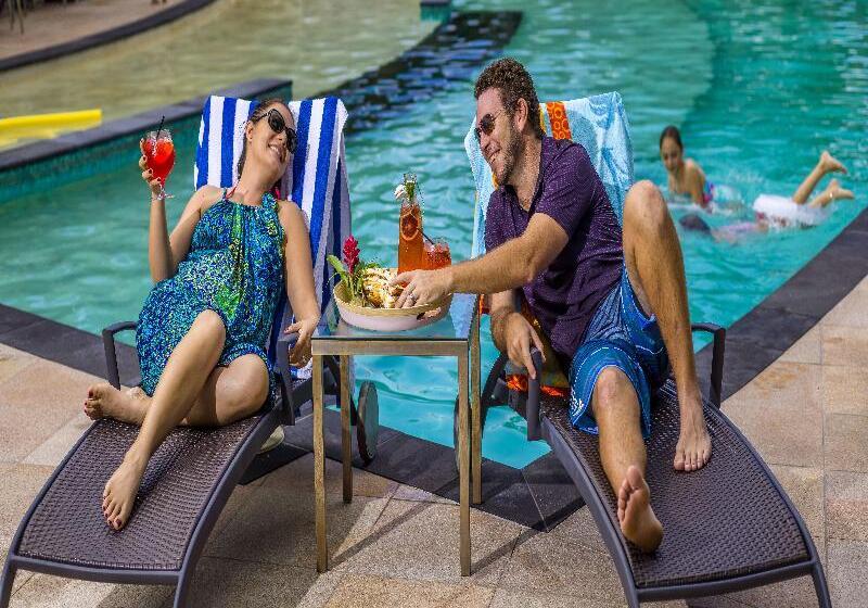 Fotos del hotel Paradise Palms Resort:  11