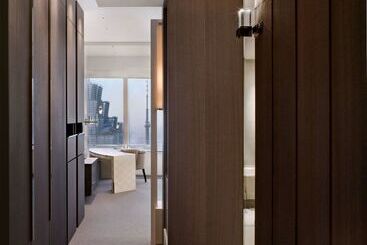 هتل Park Hyatt Shanghai