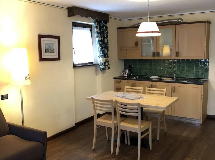 هتل Residence Cour Maison