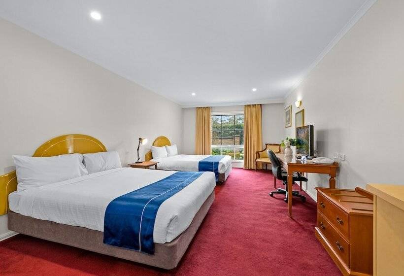 Отель Rowville International