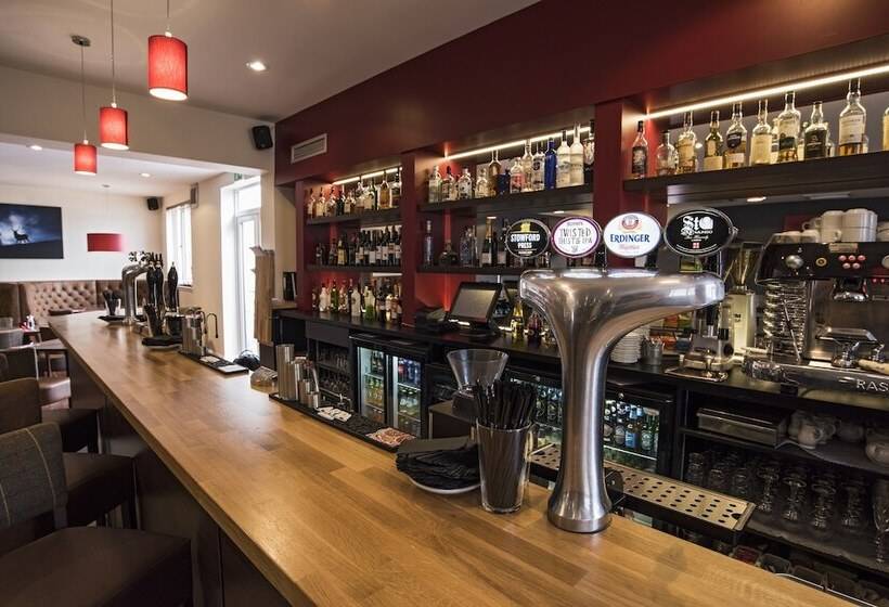 בית מלון כפרי Douglas Arms