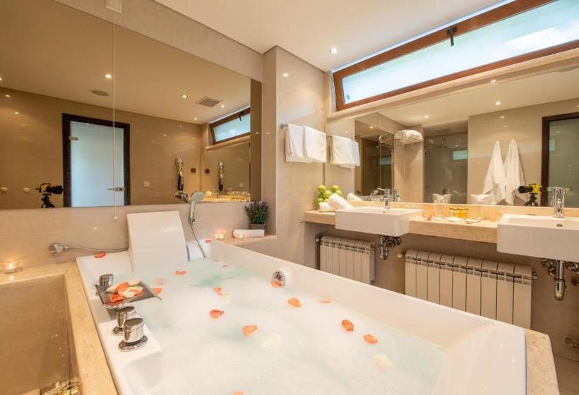 בית מלון כפרי Velina Spa