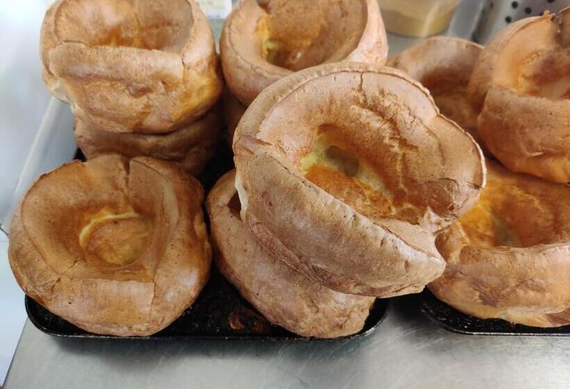 ホテル White Horse Inn