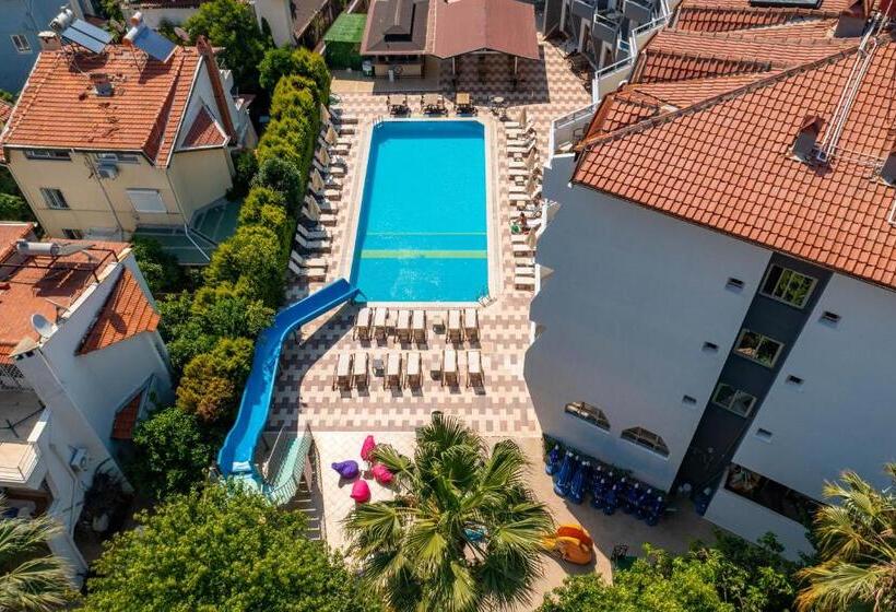 هتل Club Selen Icmeler