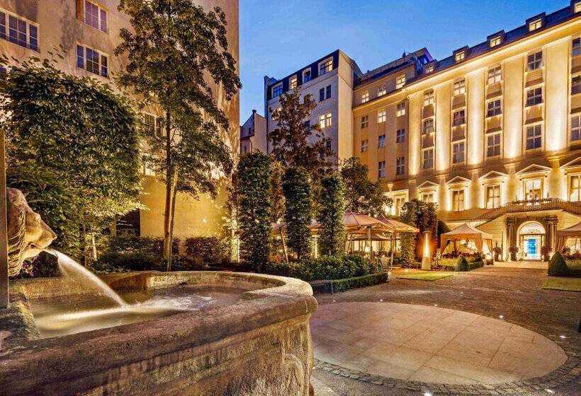 Fotos del hotel The Grand Mark Prague - The Leading Hotels Of The World:  29