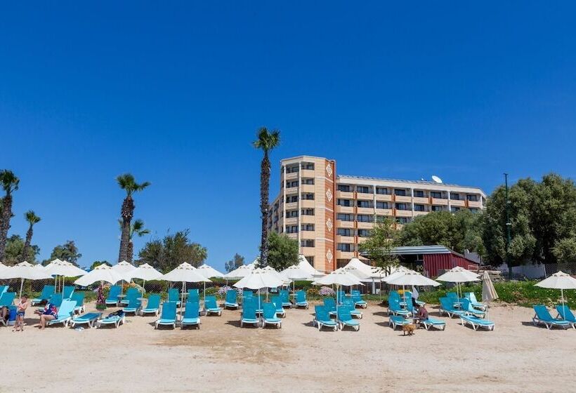 The Holiday Resort Hotel   All Inclusive