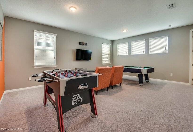 7 Bed 5 Ba Villa With Games, Pool & Spa