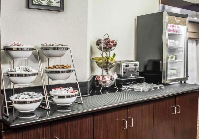 호텔 Country Inn & Suites By Radisson, Roanoke Rapids, Nc